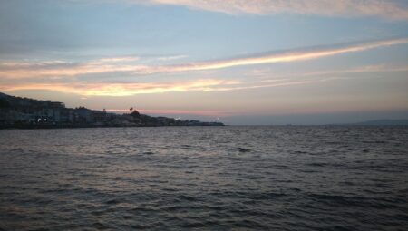 Aydınlatma Kulesi ile Geceyi Aydınlatmanın Yolları